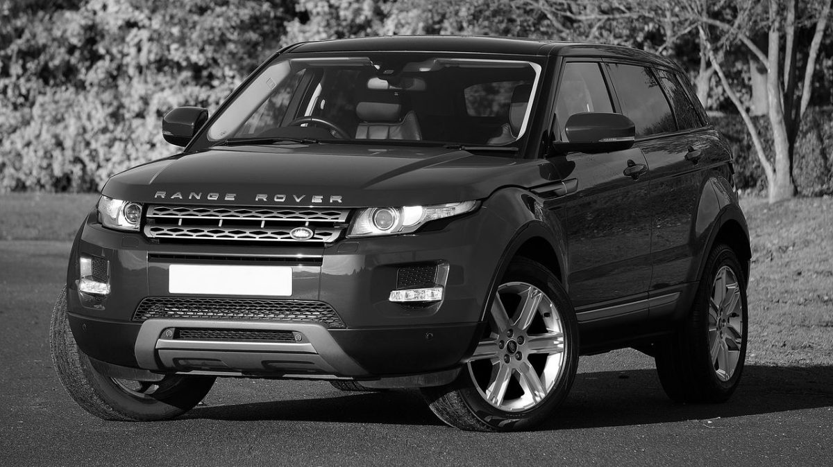 Range Rover hire Nairobi — corporate car hire across Kenya